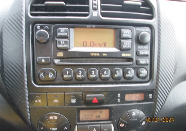 Toyota RAV4 cena 18500 przebieg: 283000, rok produkcji 2005 z Rybnik małe 301